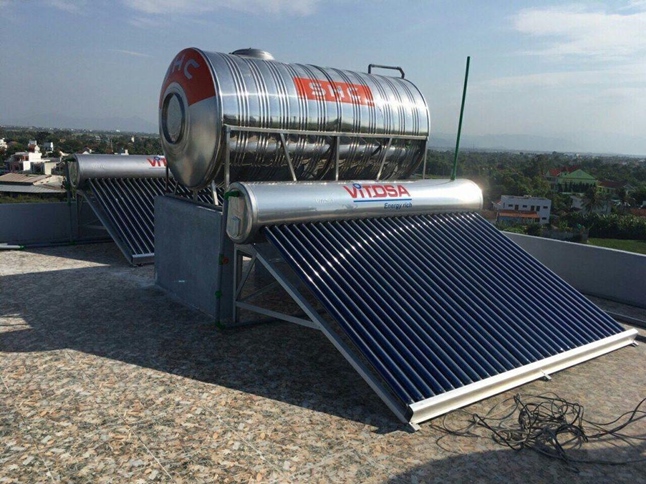 Lắp đặt máy nước nóng năng lượng Sơn Hòa - Phú Yên