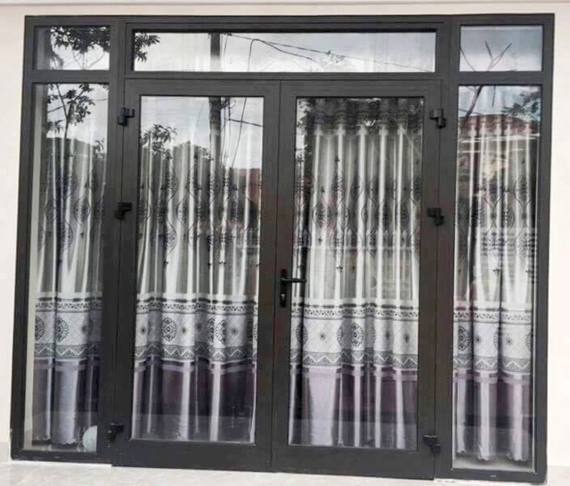 cửa cuốn cửa kéo cửa nhựa cửa nhôm xingfa tại tuy hòa phú yên - Công ty TNHH TM & SX Công Thành Phú Yên - chuyên cửa cuốn, cửa kéo, cửa nhựa, cửa nhôm phú yên